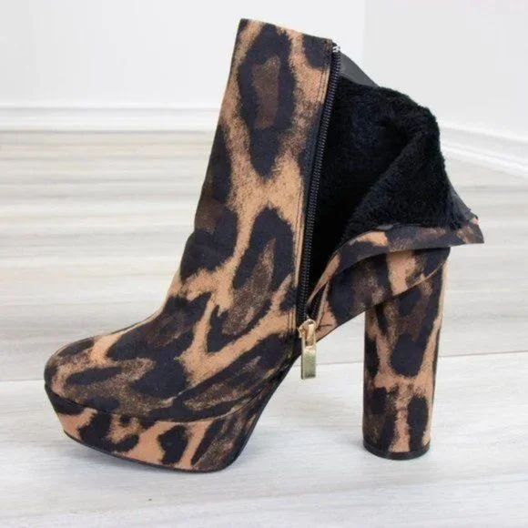 Leopard animal print platform ankle booties - Picture 5 of 11